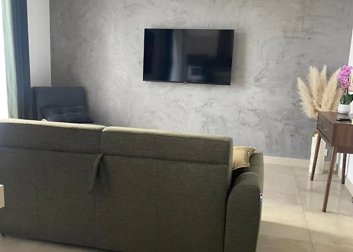 Carla Apartmán Cannes