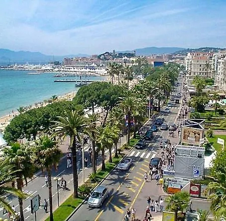 Carla * Κάννες